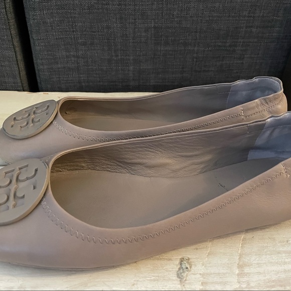 Tory Burch French Gray Minnie Travel Ballet Flats Size 8.5 - Picture 7 of 16